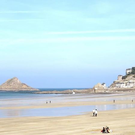 Les Bains Studio Vue Mer プレヌフ・ヴァル・アンドレ エクステリア 写真